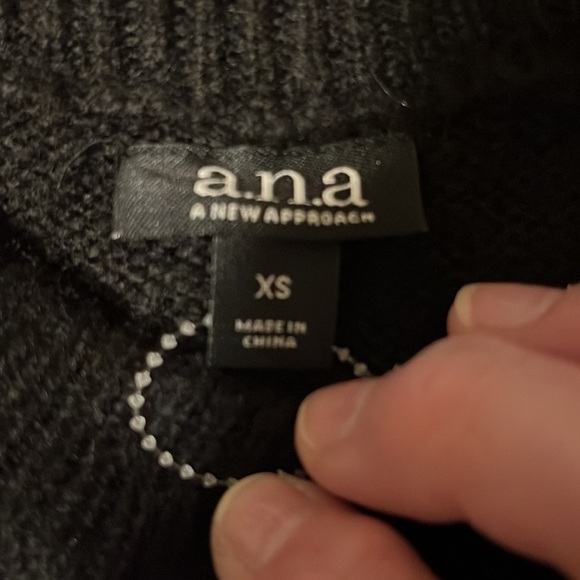 Ana black pullover sweater with white stars. XS - Picture 3 of 5